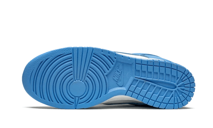 Wethenew-Sneakers-France-Nike-Dunk-Low-UNC-DD1391-102-4_800x.png