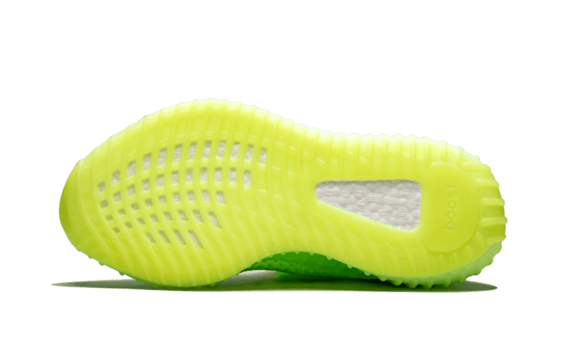 yeezy-boost-350-v2-glow-in-the-dark-769501_800x.png